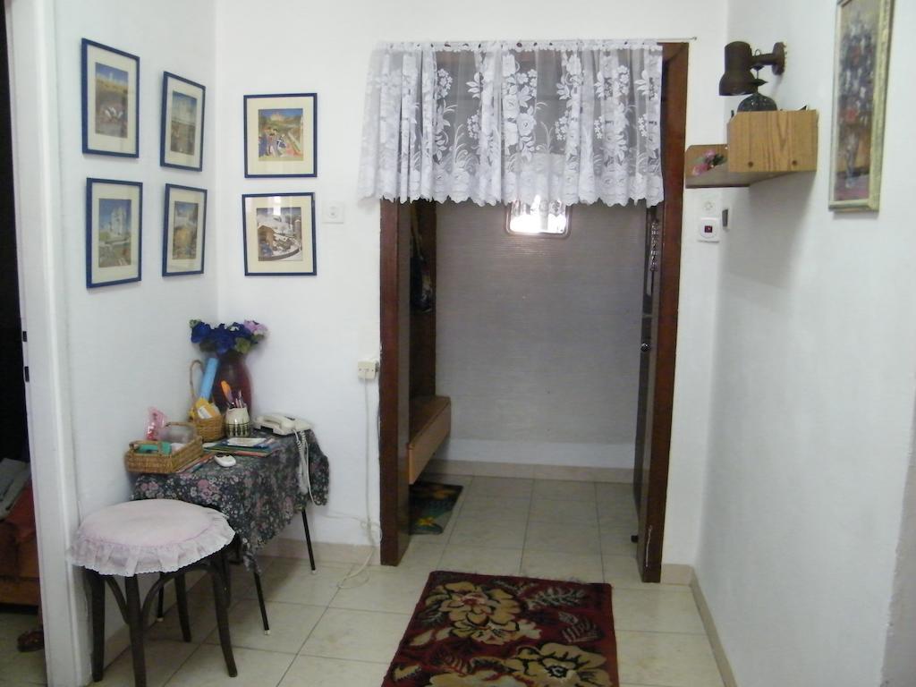 Stella Maris Hosting Apartment Haifa Ruang foto