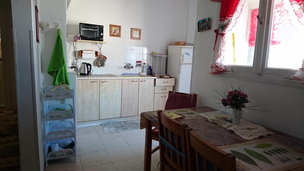 Stella Maris Hosting Apartment Haifa Bagian luar foto